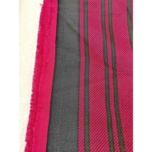Pink & Black Jacquard Patterned Scarf With Floral & Polka Dot Design 8d - Picture 4 of 6
